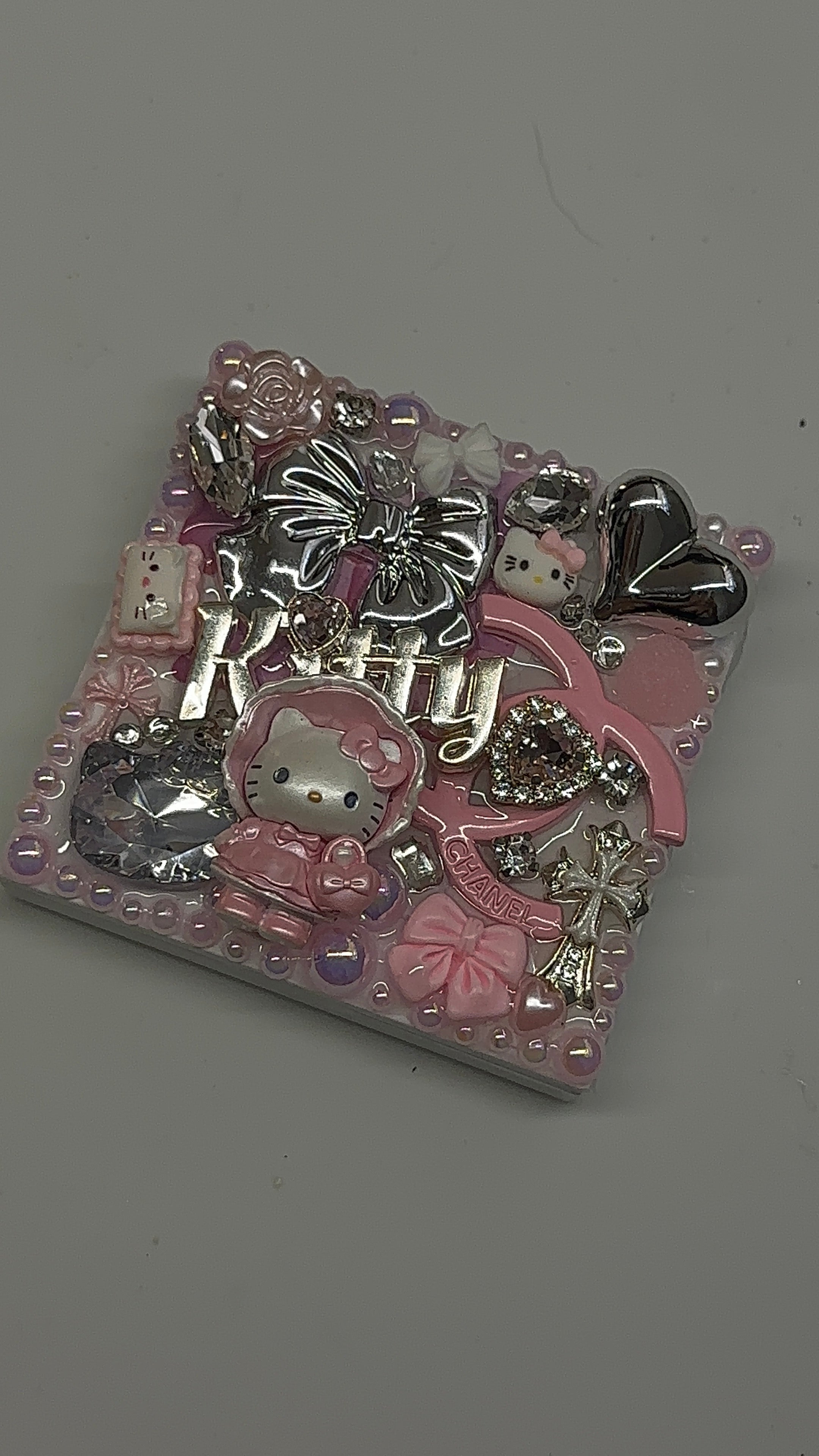 Pinky Hk